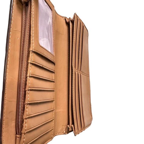 Coach Tan/Camel Snap Large Bifold Leather Wallet - Picture 2 of 5